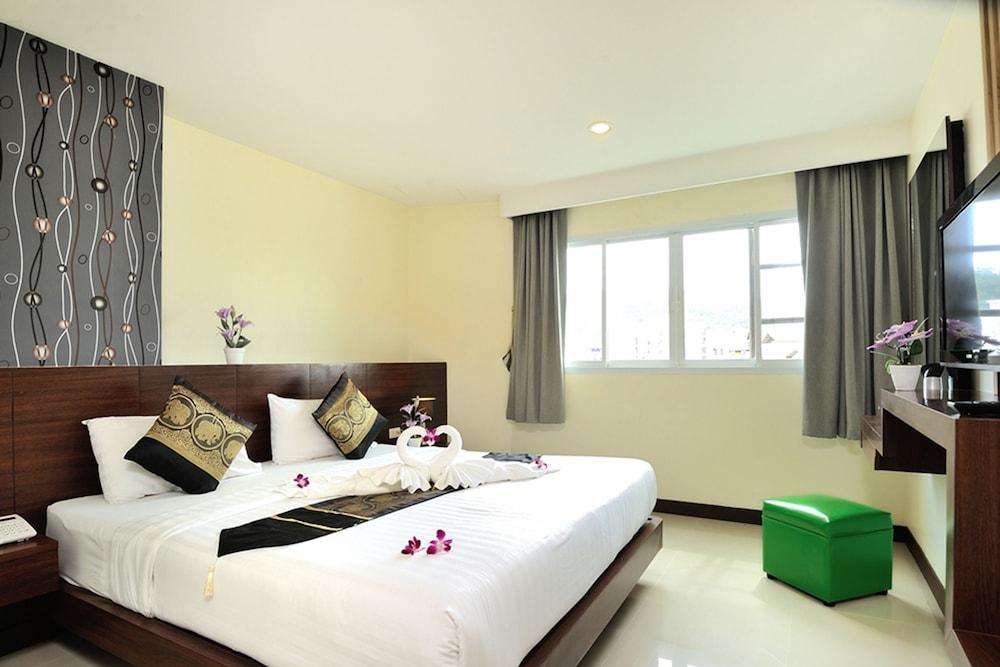 Pimrada Hotel Patong Kültér fotó