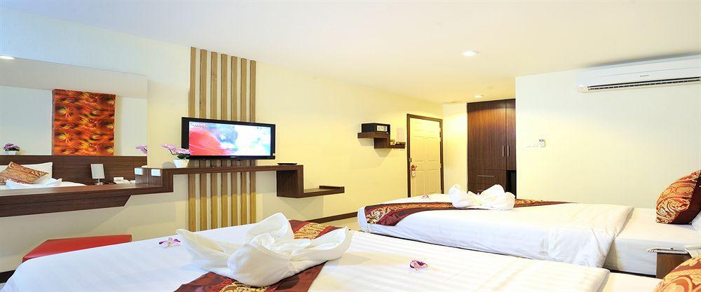 Pimrada Hotel Patong Kültér fotó