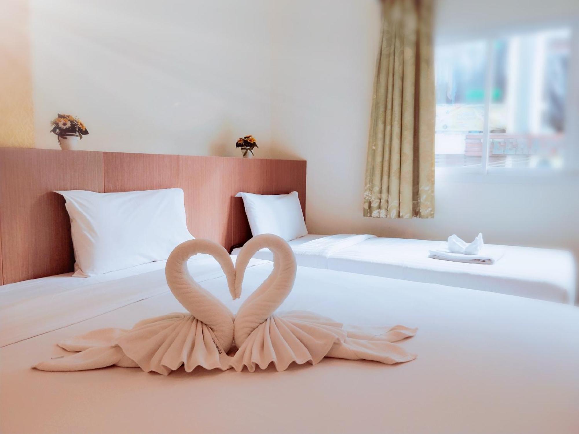 Pimrada Hotel Patong Kültér fotó