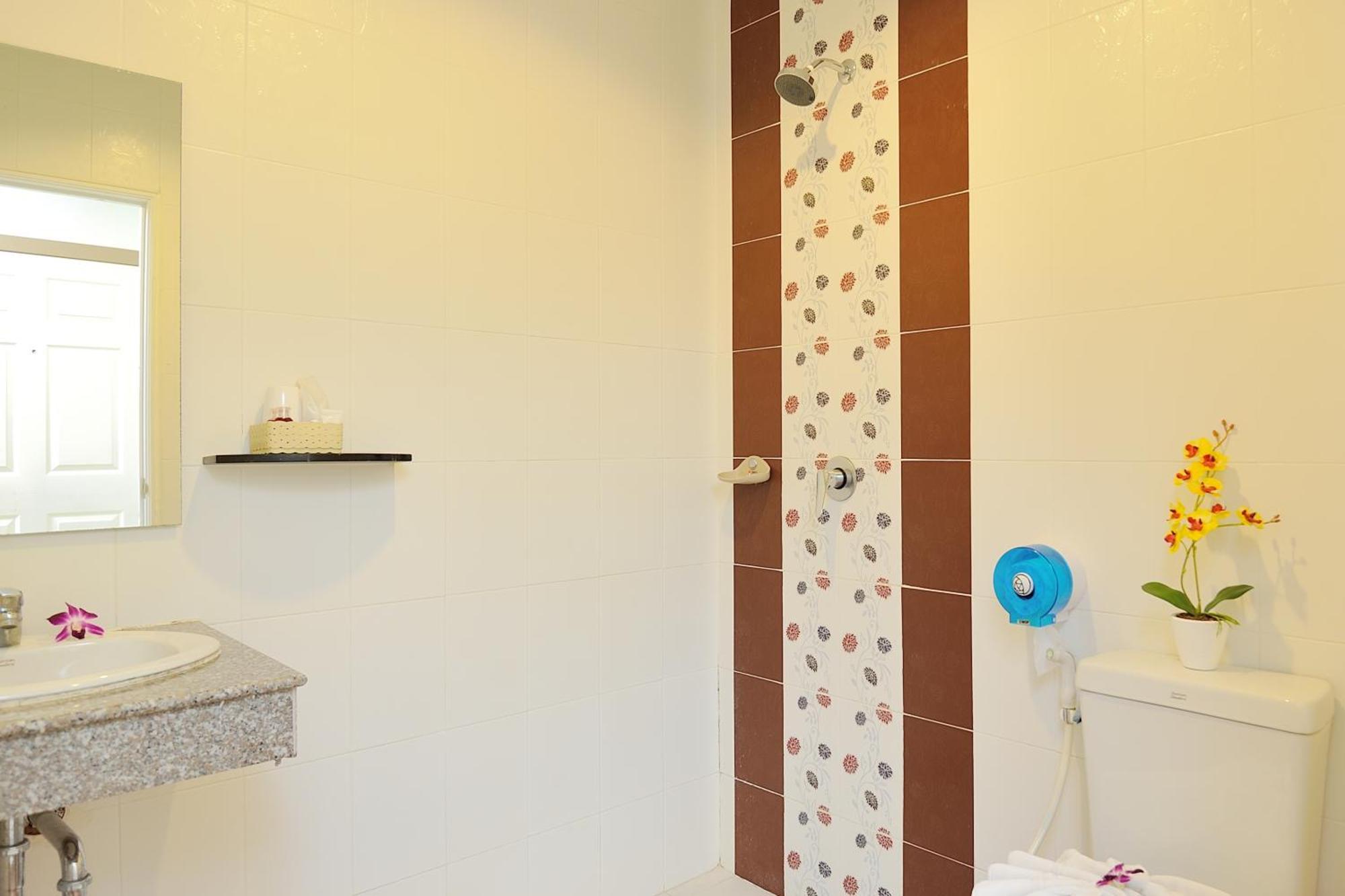 Pimrada Hotel Patong Kültér fotó