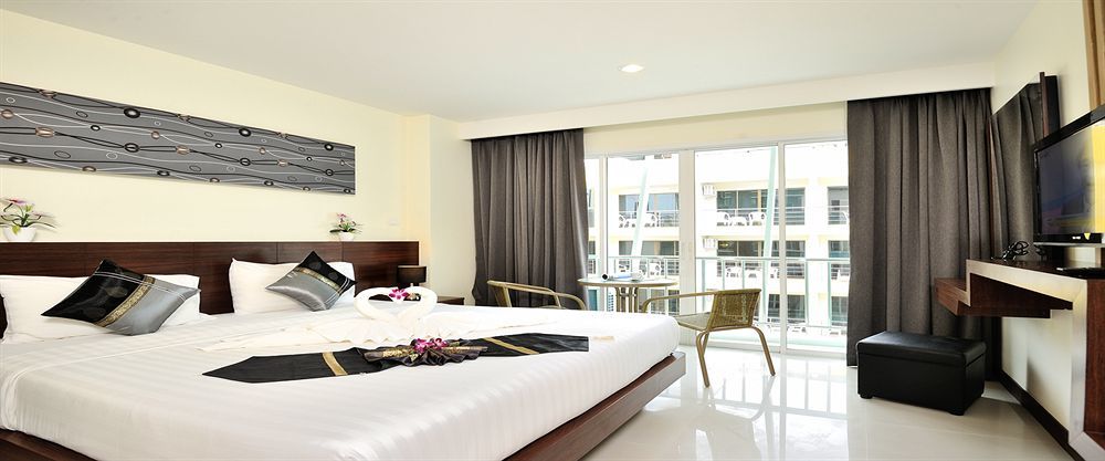 Pimrada Hotel Patong Kültér fotó