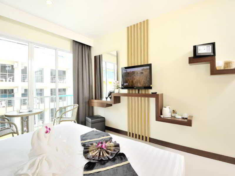 Pimrada Hotel Patong Kültér fotó